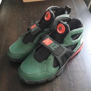 nike huarache miami hurricanes